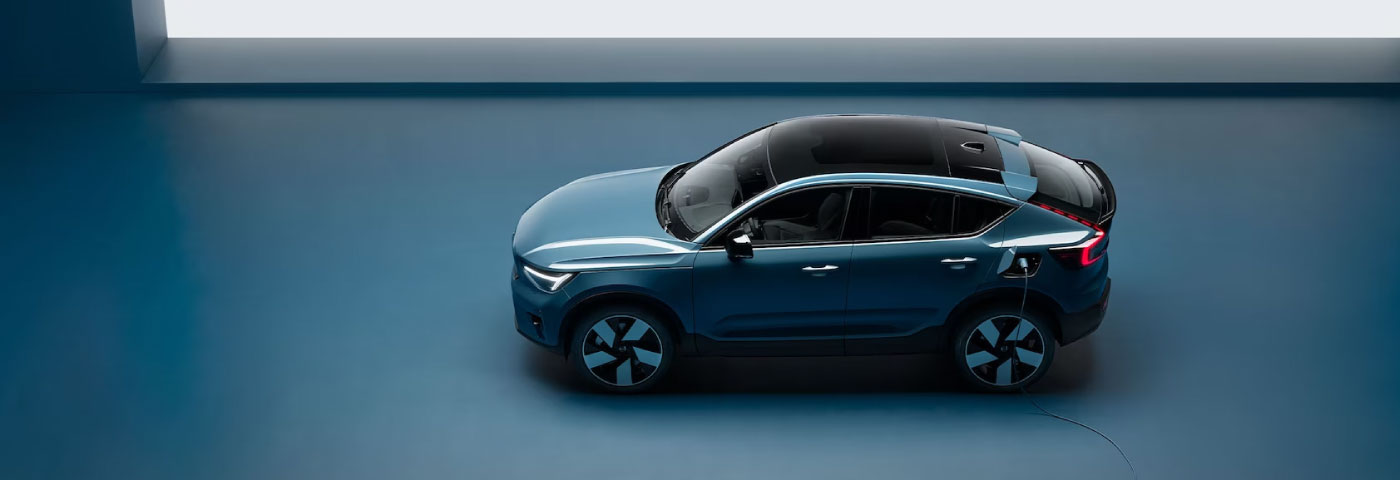 VOLVO C40